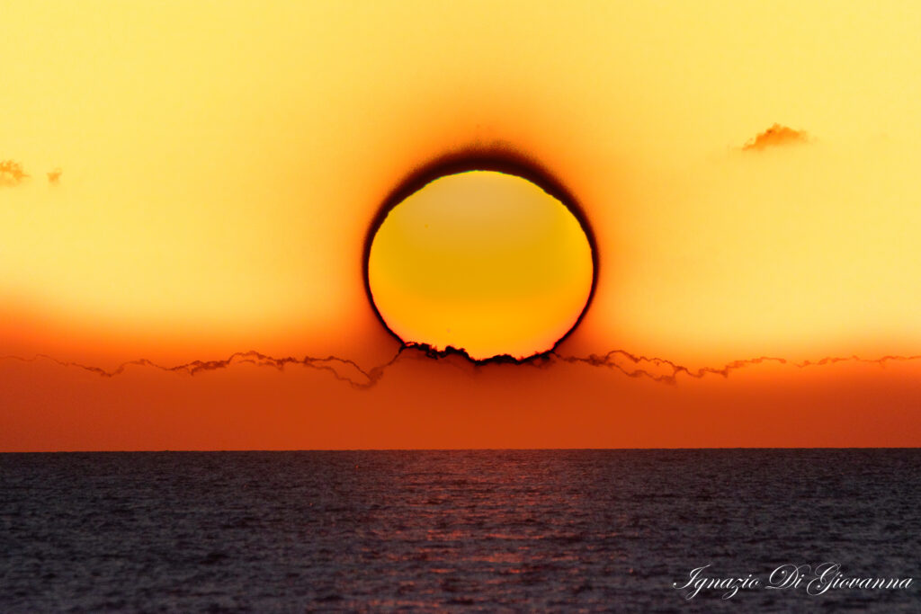 Sole Infuocato sul Mare
