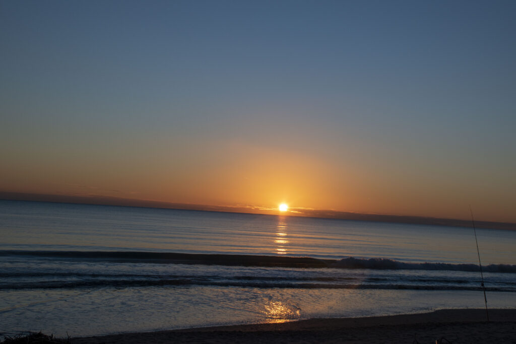 Tramonto infuocato sul mare