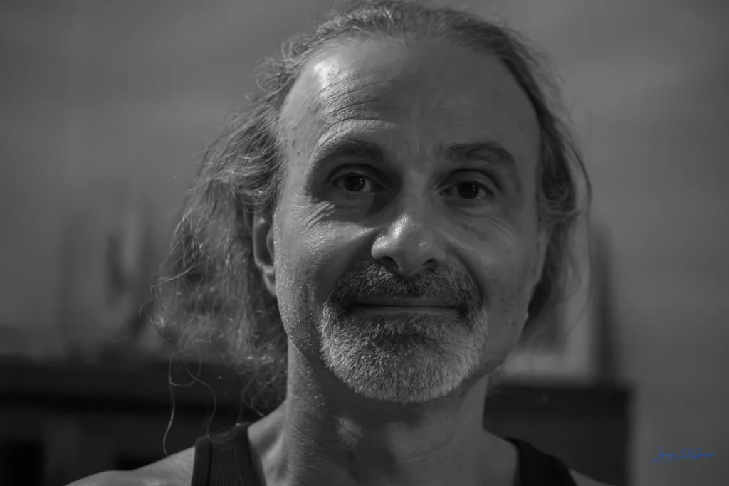 Ritratto monocromatico di uomo maturo