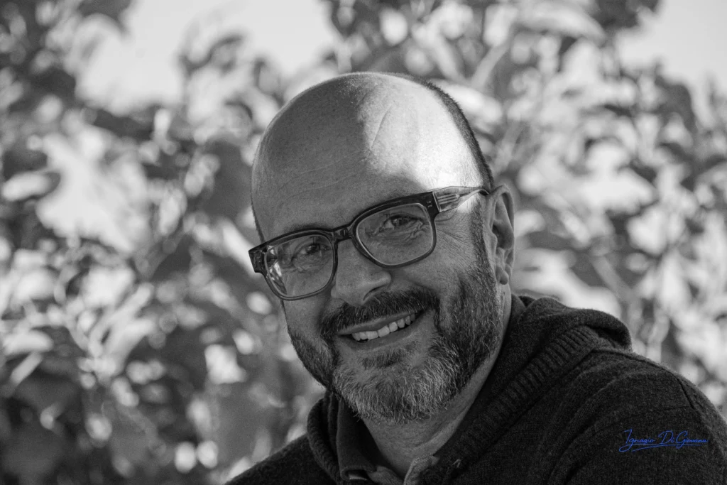 Ritratto maschile in bianco e nero